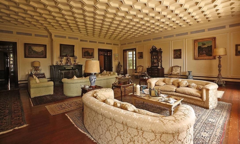 Pé-Direito Duplo: Vantagens e Desafios de uma Estrutura Grandiosa