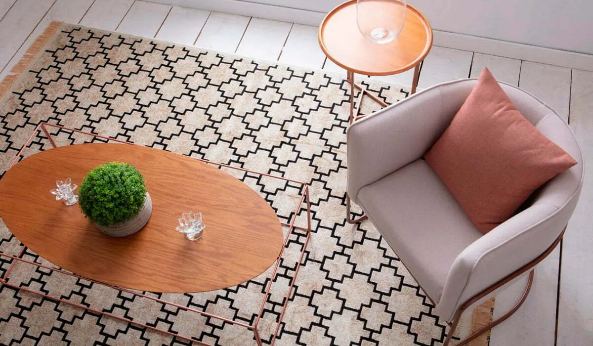 5 ideias de títulos:
1. Guia Completo: Como Escolher o Tapete Perfeito para Cada Cômodo da Sua Casa
2. Tapetes: Do Tamanho Certo ao Material Ideal para Sua Decoração
3. Transforme Sua Sala: Dicas Essenciais para Escolher o Tapete Ideal
4. Cores e Estilos de Tapetes: Como Harmonizar com Sua Decoração
5. Tapetes para Áreas de Alto Fluxo e Conforto: Materiais e Cuidados