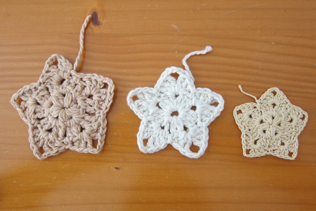 Ideias Criativas de Enfeites de Natal em Crochê Além da Estrela