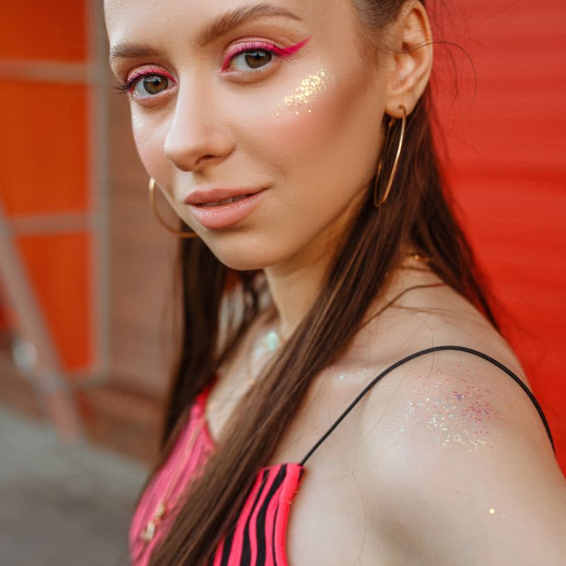 como remover glitter