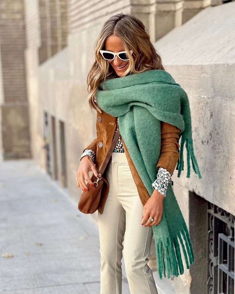 Guia Completo: Diferença entre Lenço e Echarpe e Como Escolher o Seu