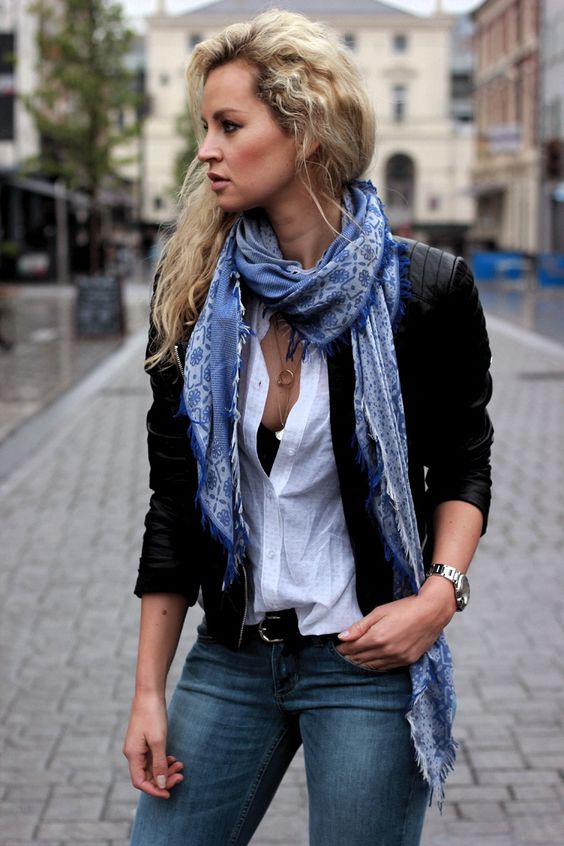 Lenços na Cabeça: Tendências 2024/2025 para um Visual Moderno