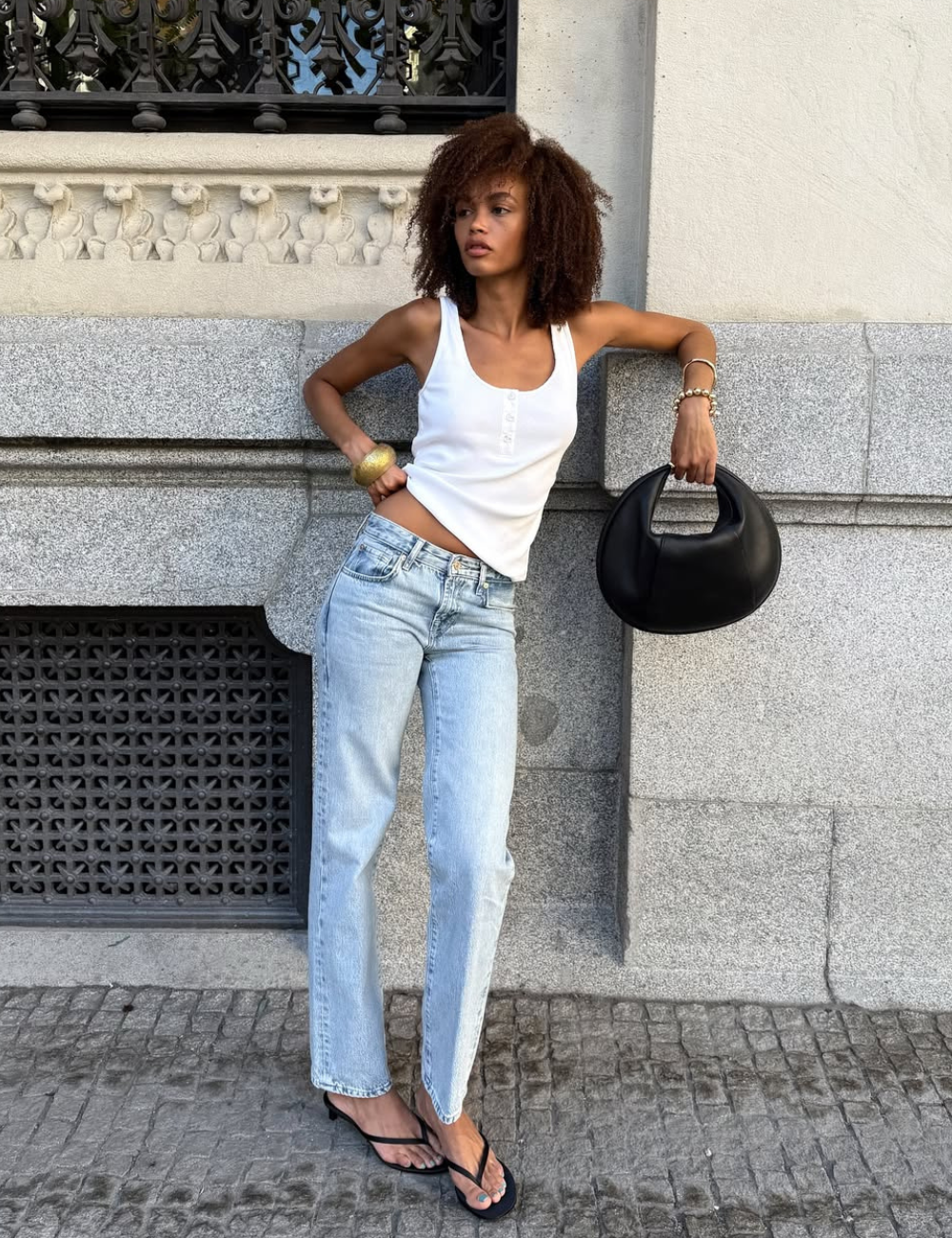 Do retrô ao moderno: A evolução dos tamancos na moda