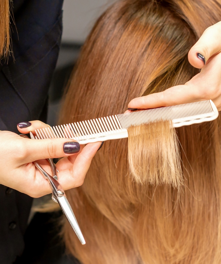 quanto custa um corte de cabelo longo liso profissional