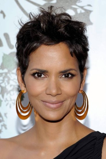 erros comuns ao cortar cabelo cacheado curto