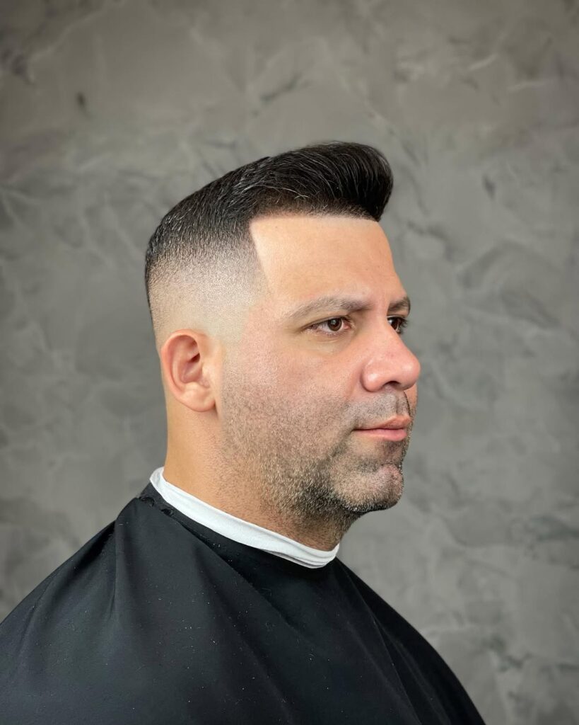 quanto custa um corte de cabelo masculino em salão premium