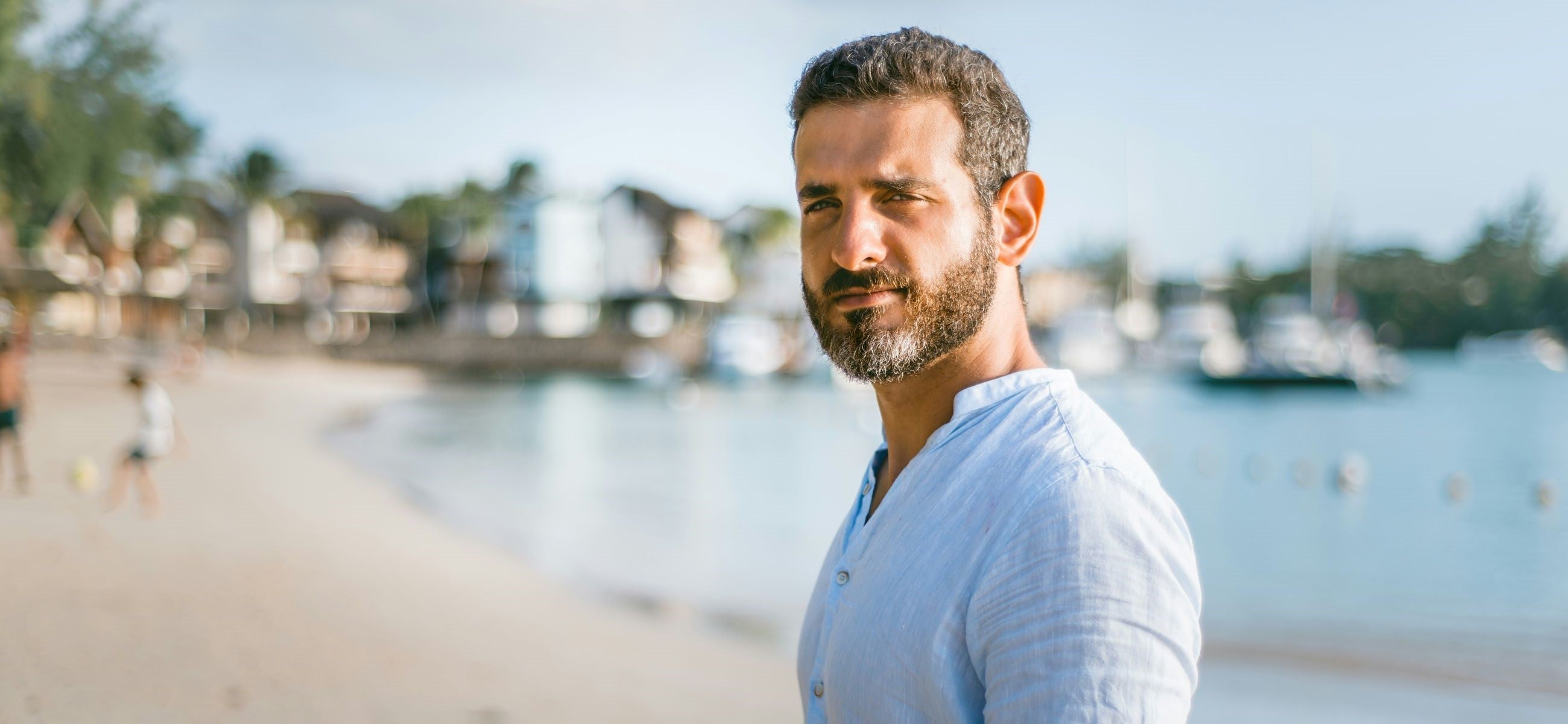 Como o Visagismo Pode Transformar Seu Corte de Cabelo Após os 50