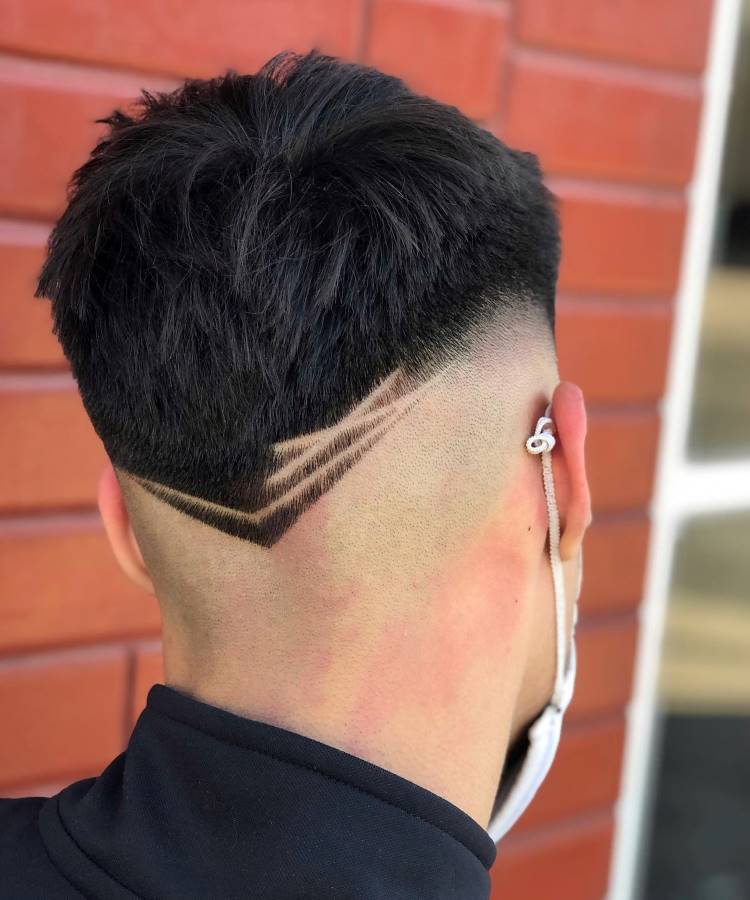 corte em v cabelo longo