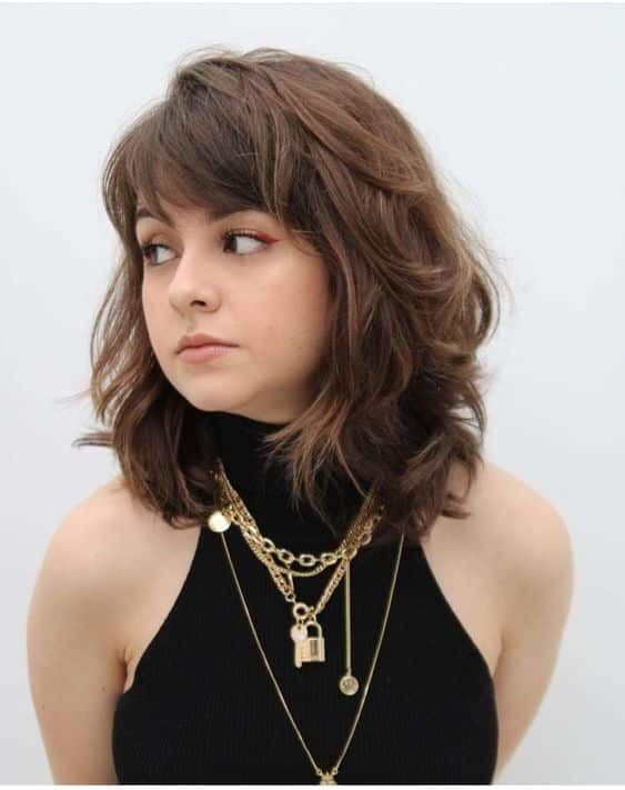 como evitar long bob que não valoriza rosto oval