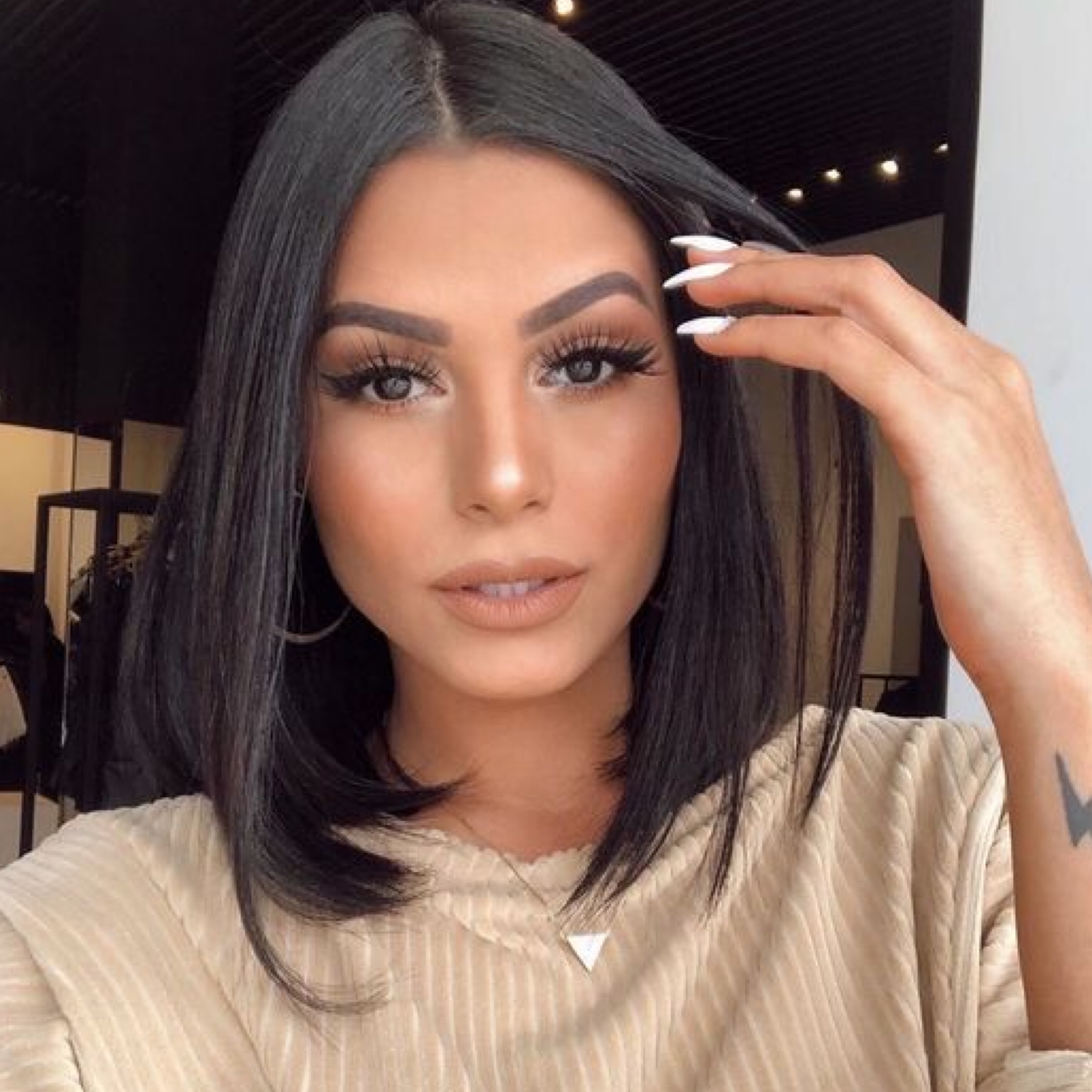 long bob reto ou repicado para rosto oval