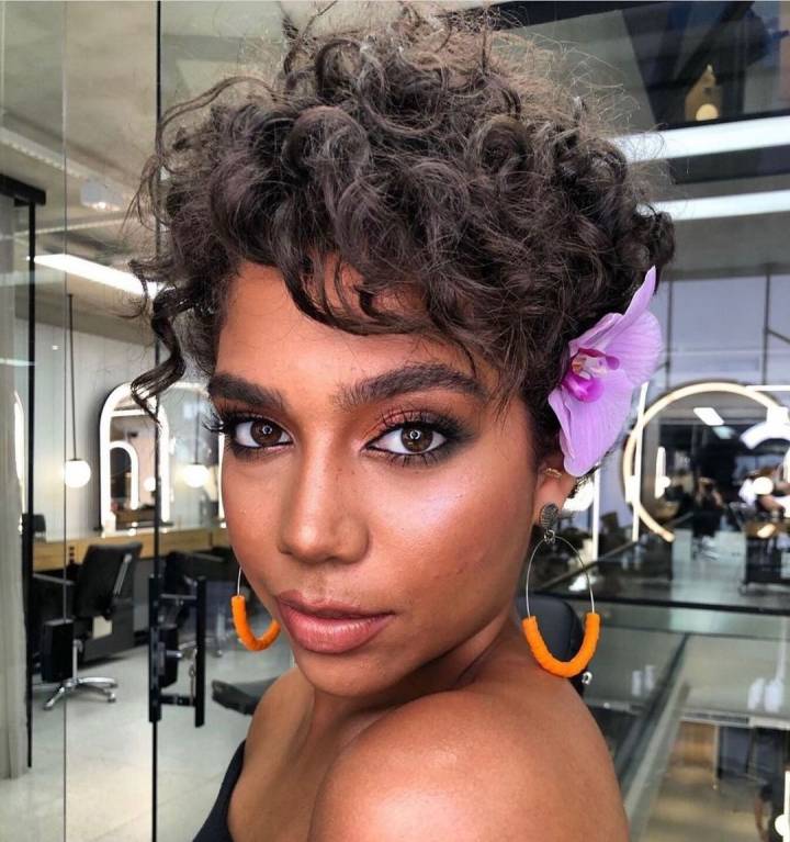 pixie cut celebridades