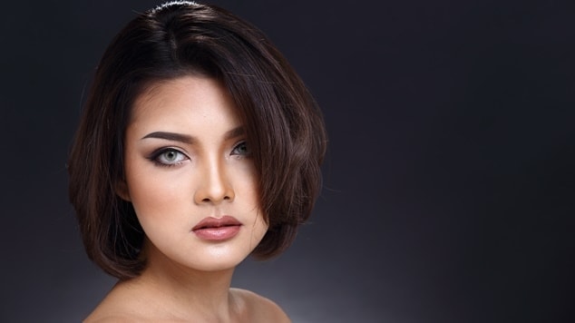 erros comuns ao cortar cabelo curto para rosto redondo