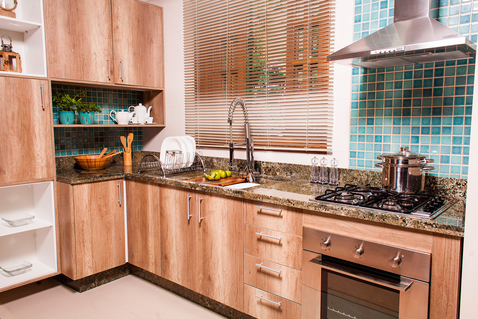 cozinha planejada pequena apartamento
