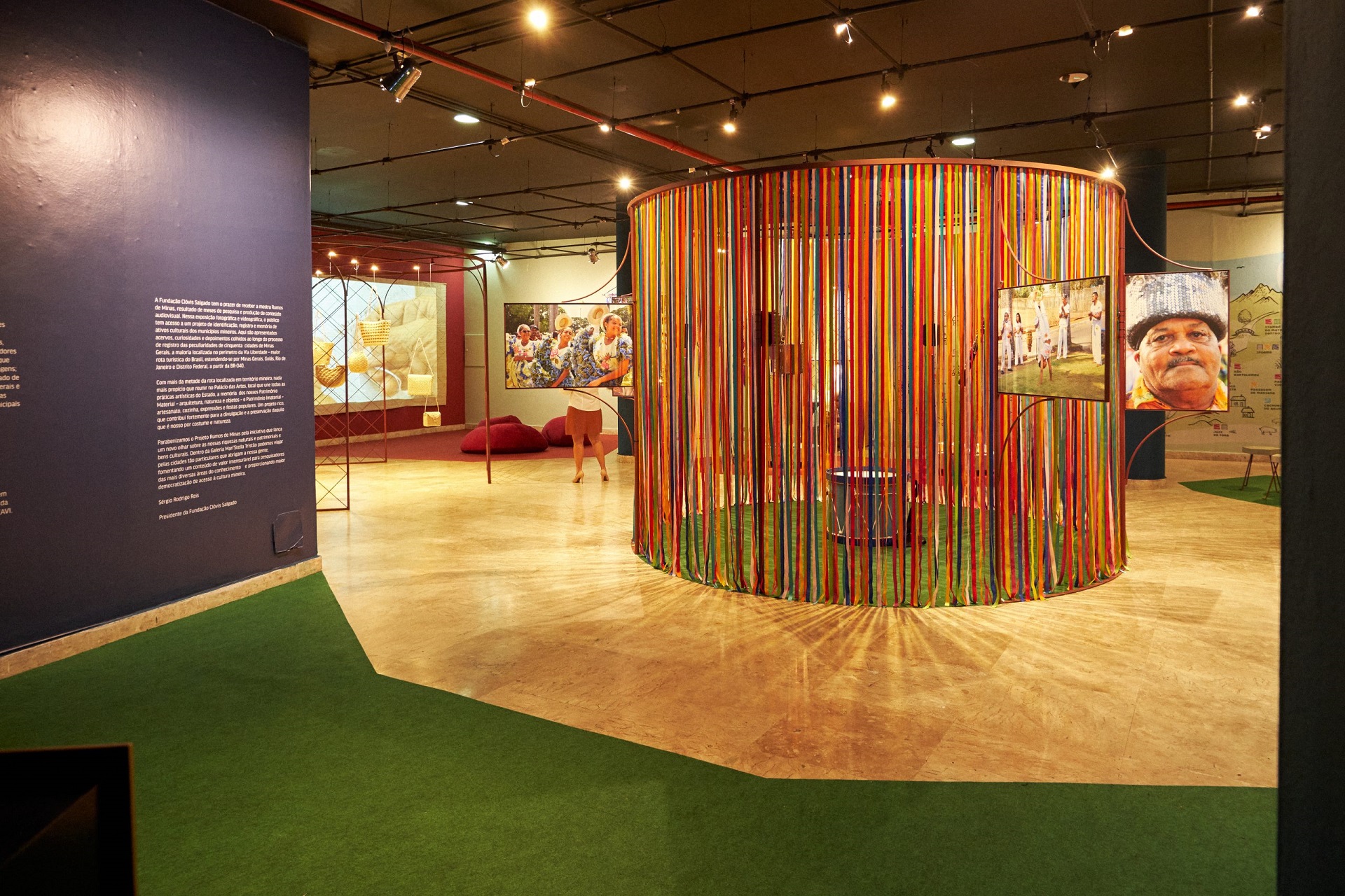 Congado e Folia de Reis: As Festas que Movem Minas