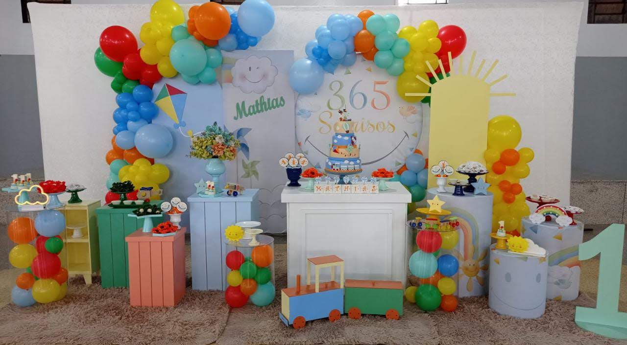 Guia Completo para a Decoração 365 Sorrisos no Primeiro Aniversário