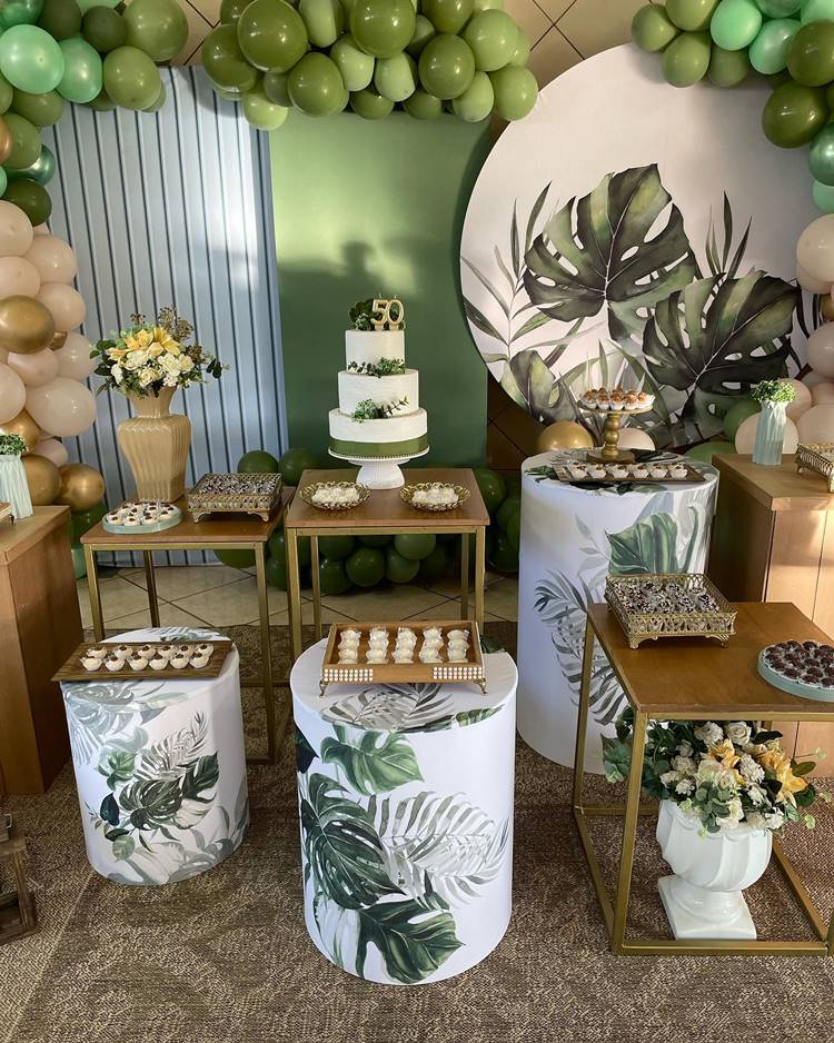 Tendências de Decoração para Festas de 50 Anos: Cores e Temas