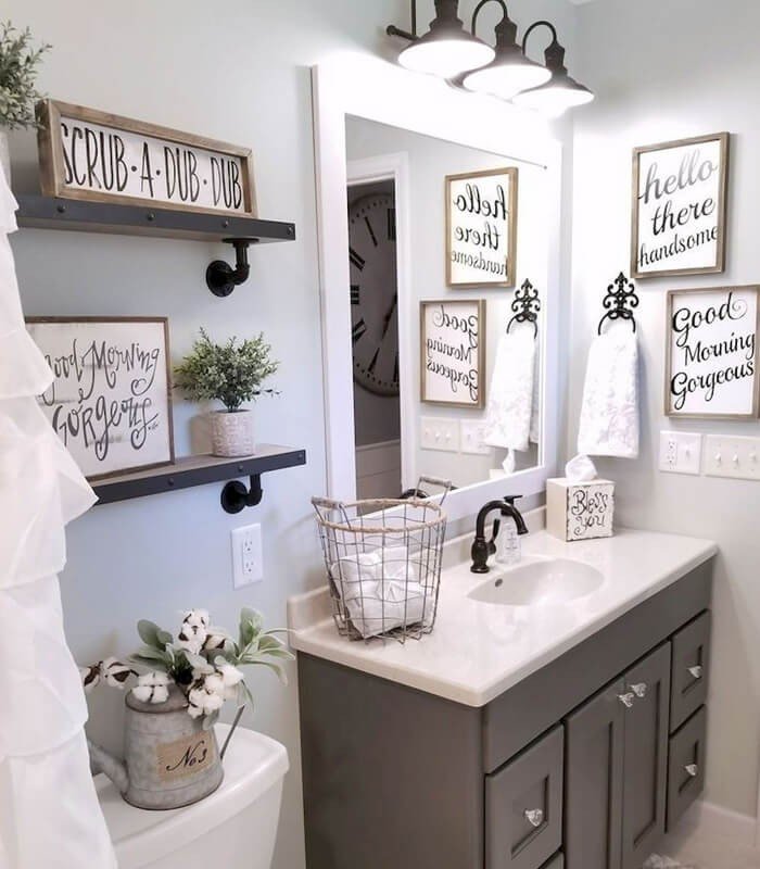 5 ideias para um banheiro cinza elegante
Como usar tons de cinza em banheiros pequenos
Tendências de cores para banheiros em 2026
Combinações de cores que valorizam o cinza no banheiro
Inspirações de banheiros industriais e modernos com cinza