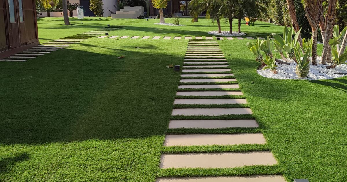 Estilo e Economia para sua Área Externa
3. Do Pergolado às Almofadas: Como Usar Tecidos para Criar um Oásis no Jardim
4. DIY Jardim: Ideias Criativas e Econômicas com Tecidos para sua Área de Lazer
5. Escolhendo os Melhores Tecidos para Jardim: Proteção