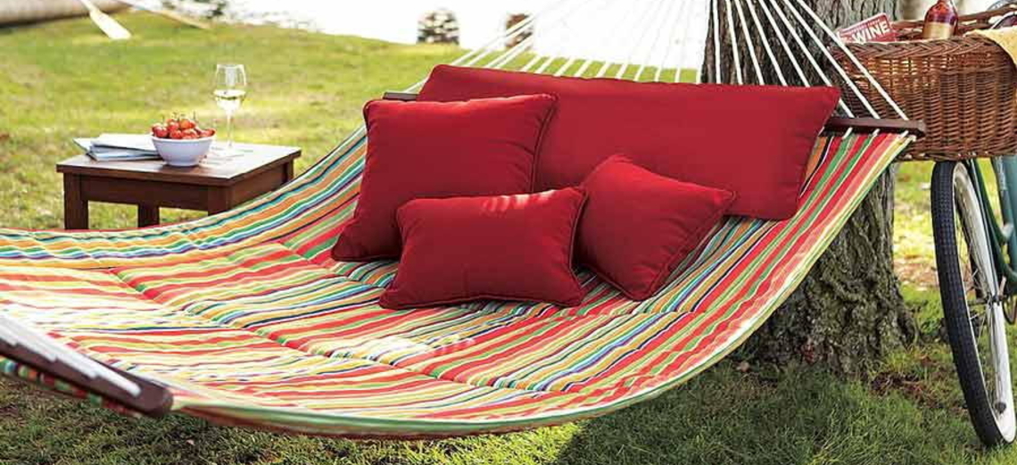 Estilo e Economia para sua Área Externa
3. Do Pergolado às Almofadas: Como Usar Tecidos para Criar um Oásis no Jardim
4. DIY Jardim: Ideias Criativas e Econômicas com Tecidos para sua Área de Lazer
5. Escolhendo os Melhores Tecidos para Jardim: Proteção