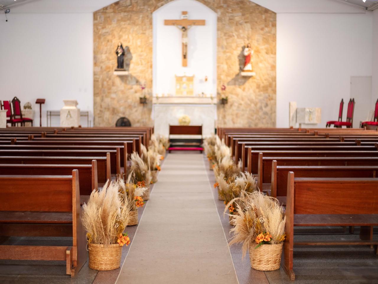 decoração igreja casamento simples