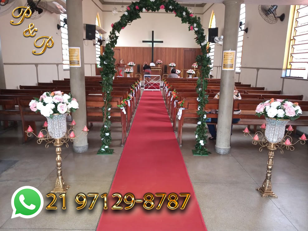 DIY: Laços de Tecido para Decorar os Bancos da Igreja com Estilo