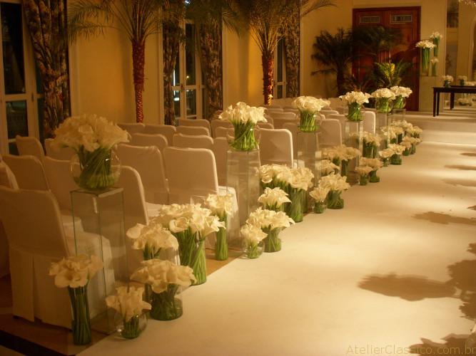 DIY: Laços de Tecido para Decorar os Bancos da Igreja com Estilo