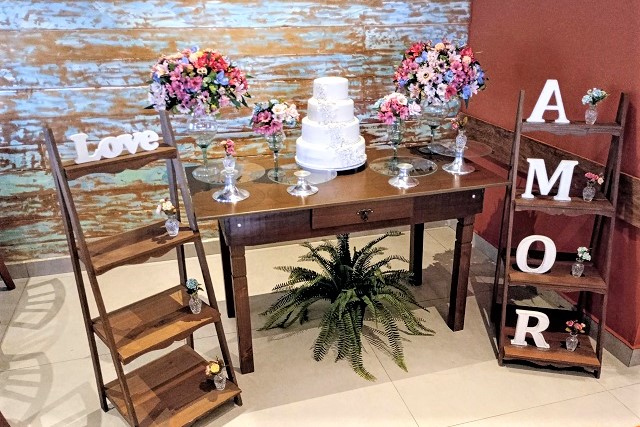 DIY Casamento: Decoração de Mesa Econômica e Charmosa