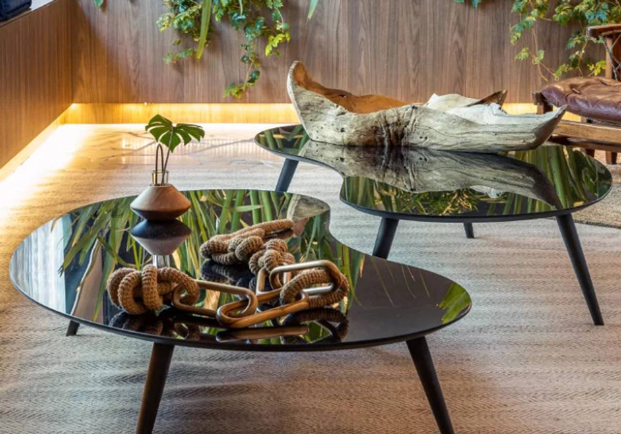 Mesas de Centro Pequenas: Dicas Inteligentes para Ampliar o Espaço