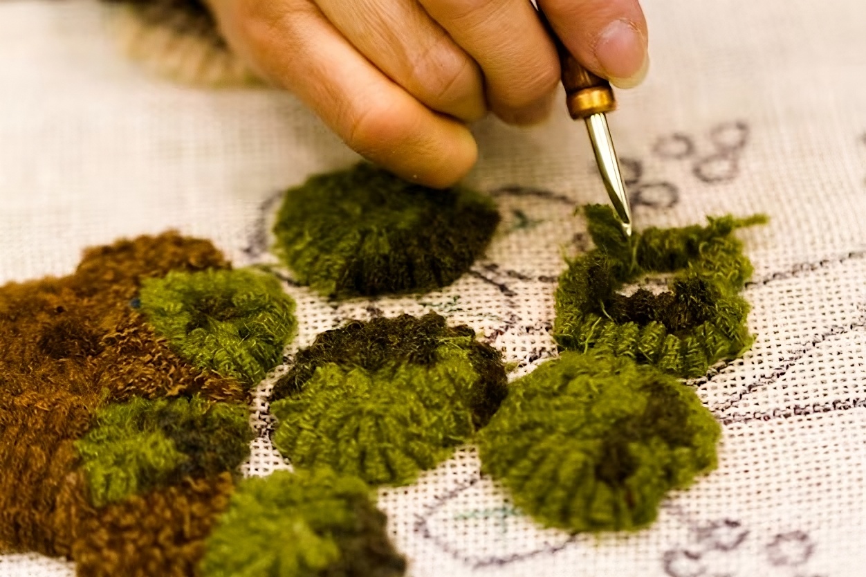 10 Ideias Criativas de Desenhos Florais para seu Projeto de Punch Needle