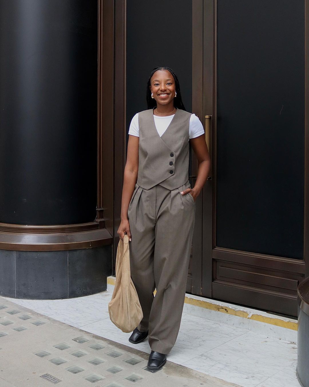 Guia Completo de Alfaiataria Feminina para o Ambiente de Trabalho