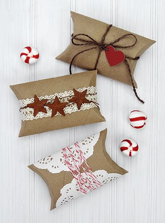 Transforme Rolos de Papel em Flores e Folhagens para sua Guirlanda de Natal