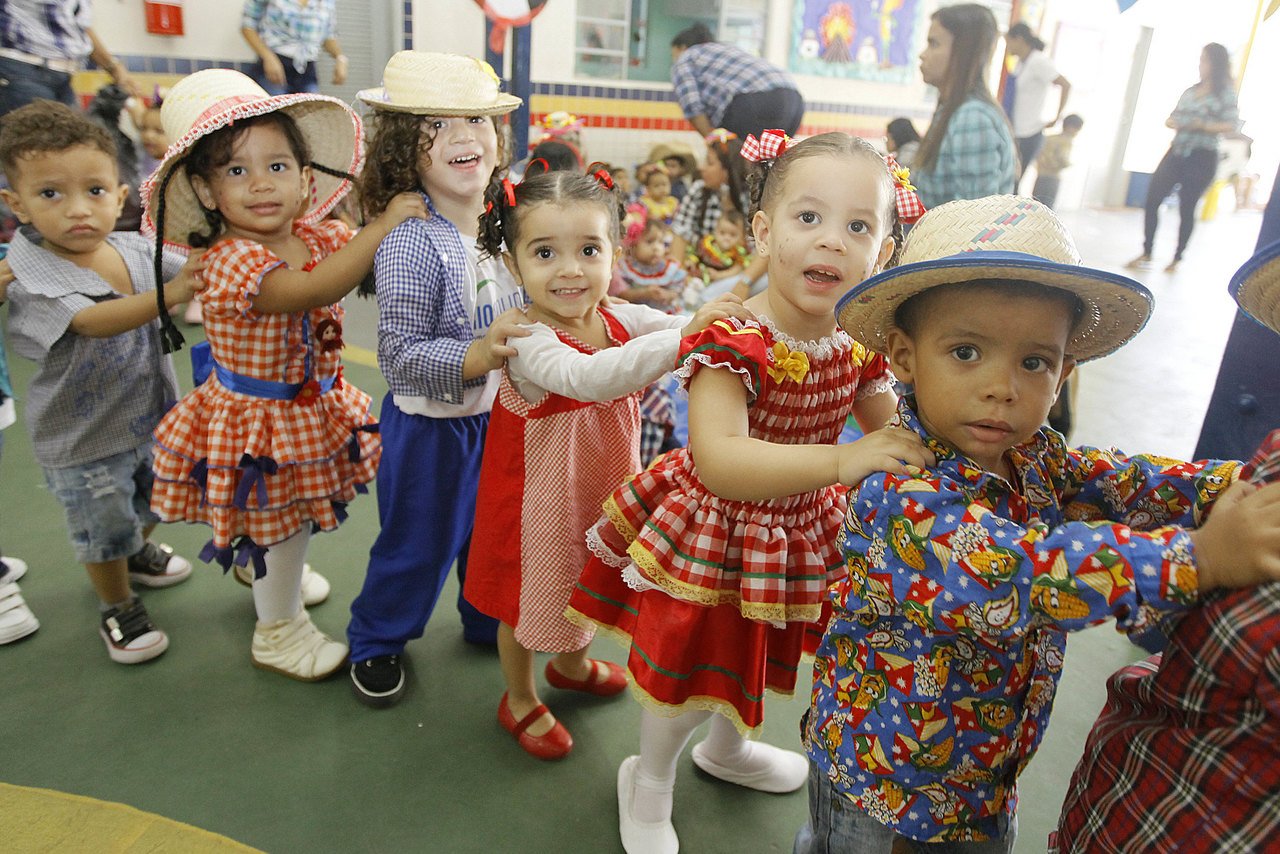 ideias de decoração festa junina educação infantil