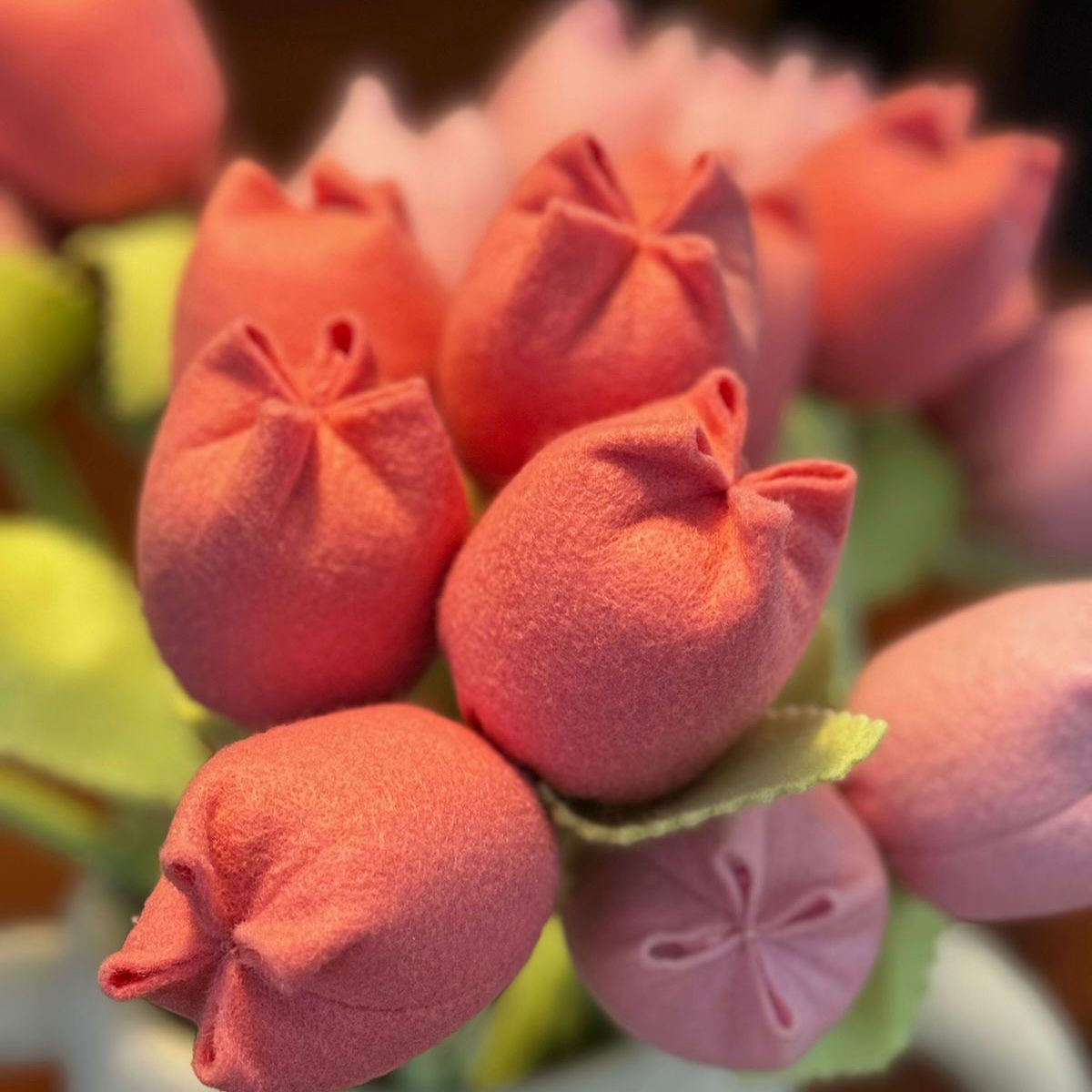 Comparativo de Feltros: Qual o Melhor para Suas Flores?