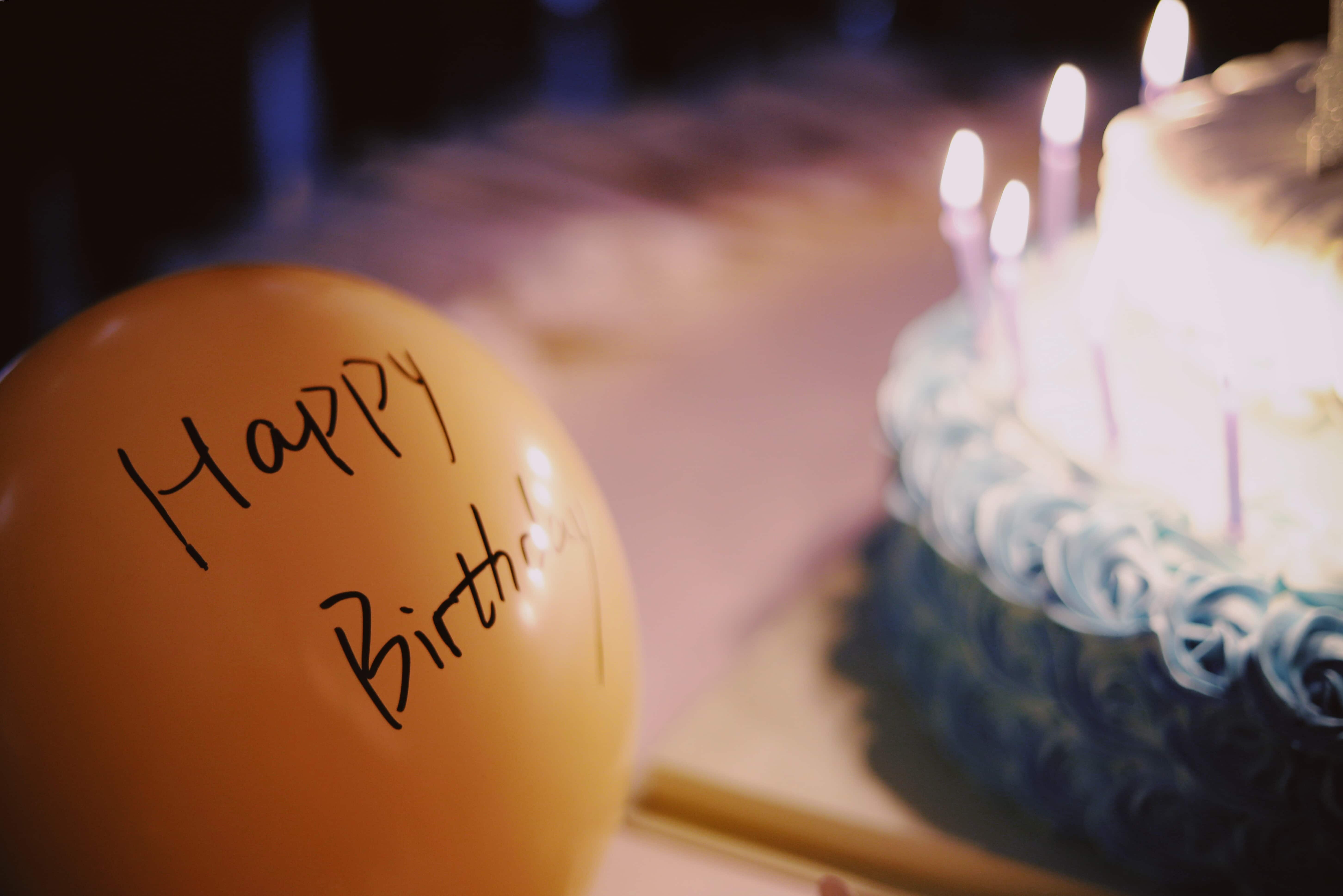frases de aniversário curtas para status do WhatsApp