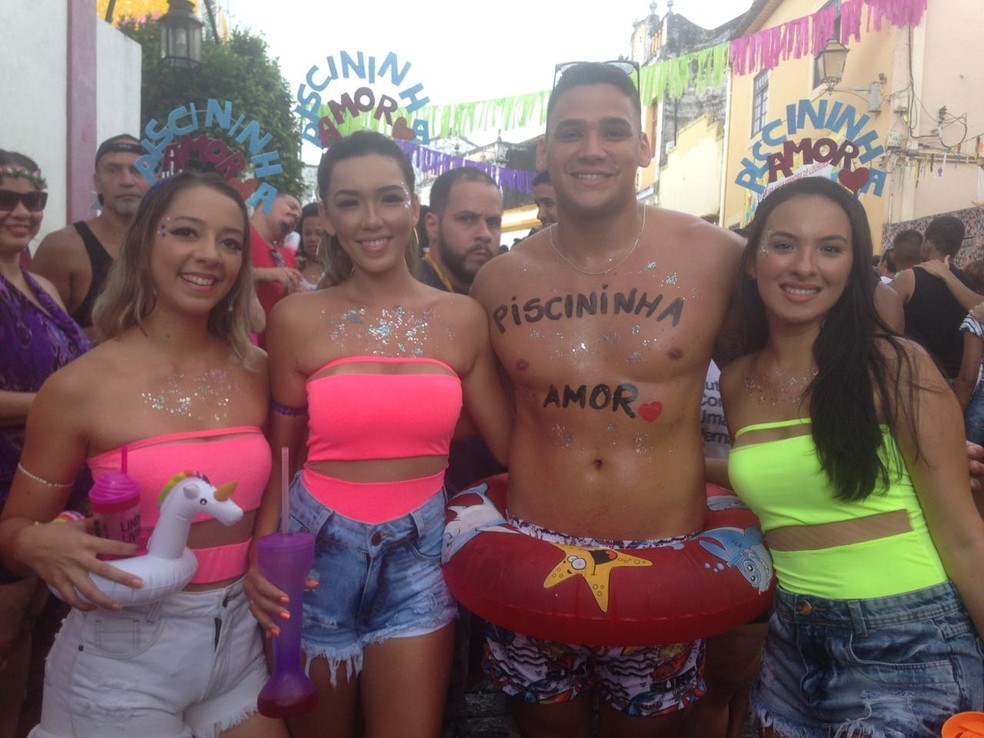 frases de carnaval 2026 para abadá com humor