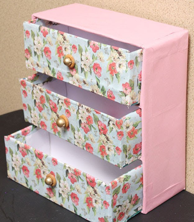 Decoração Sustentável: Nichos e Bandejas Feitos com Caixas Recicladas