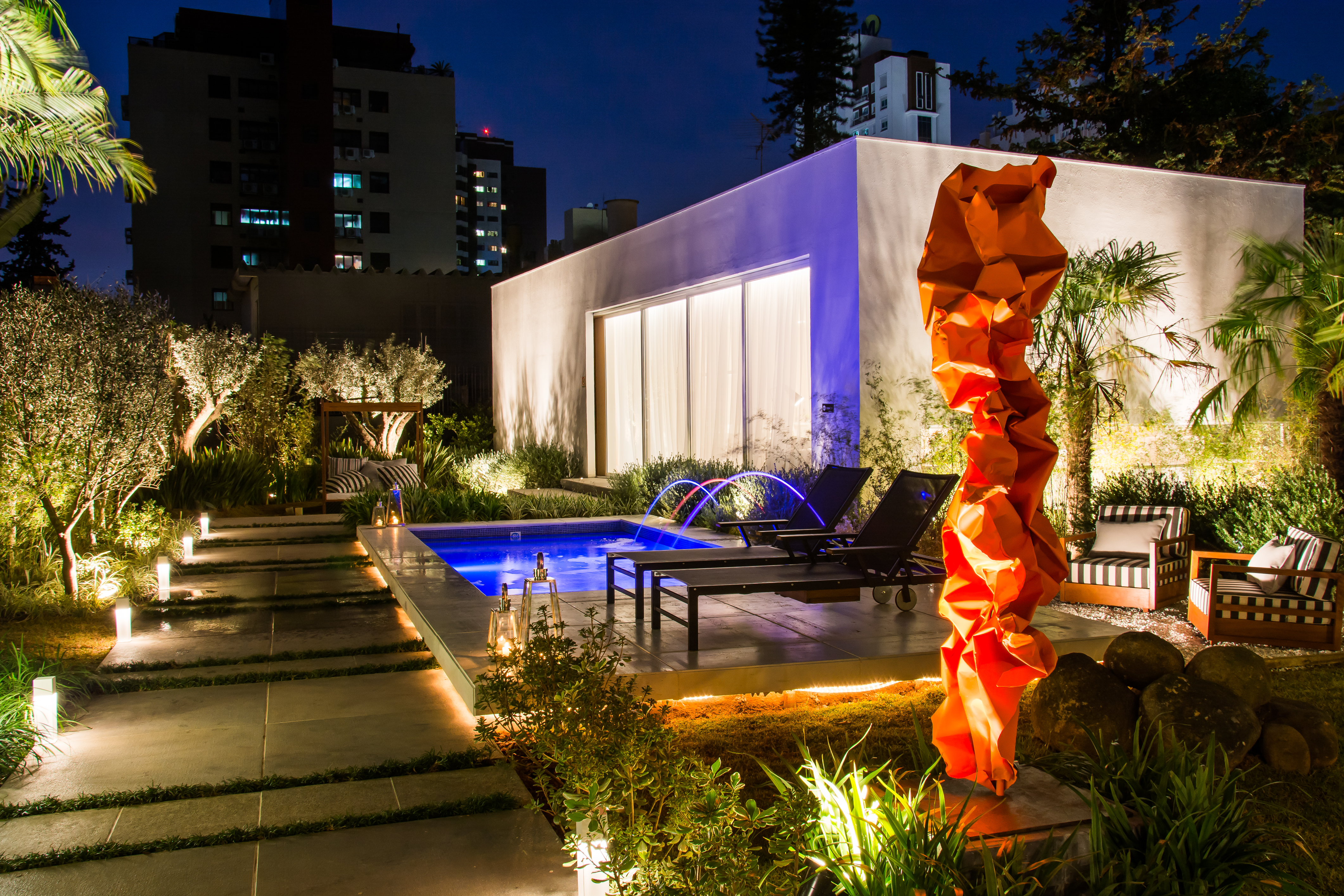 quanto custa decorar area de piscina