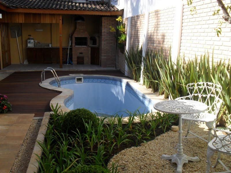 ideias criativas para decorar area de piscina pequena