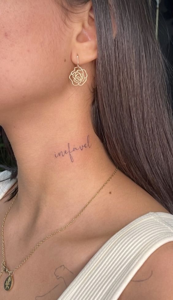 tatuagem borboleta pequena nuca feminina significado