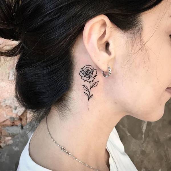 tatuagem pescoço feminina pequena cuidados riscos