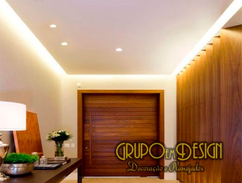 Vantagens e Ideias Criativas de Iluminação
4. Iluminação LED para Sancas: Escolha Certa para Cada Ambiente
5. O Efeito Acolhedor da Luz Indireta em Sancas de Gesso