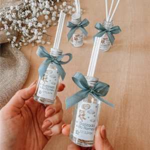 Guia Completo: Como Planejar um Batizado Econômico