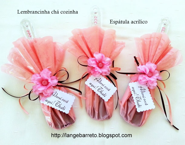 Onde Encontrar Materiais Baratos para Lembrancinhas de EVA DIY