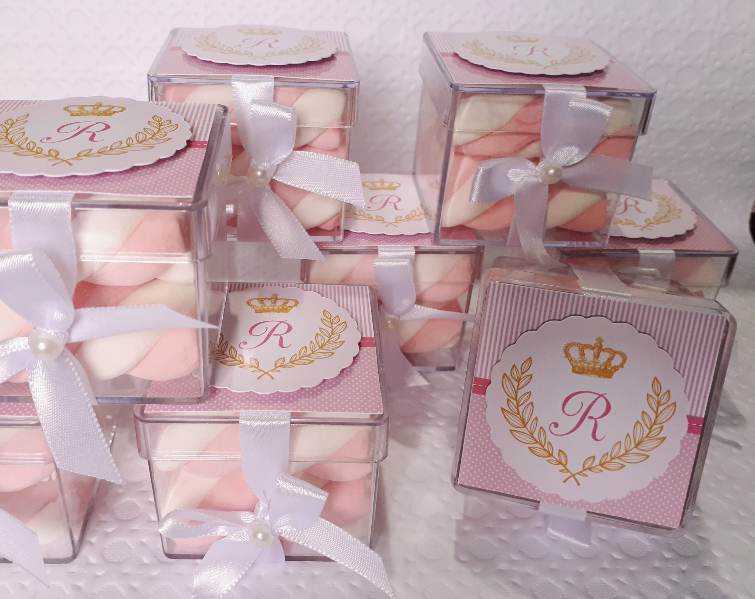 lembrancinha de batizado caixinha de acrilico