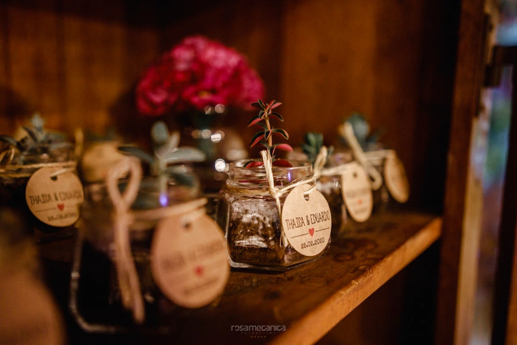 Guia completo de lembrancinhas comestíveis em vidro