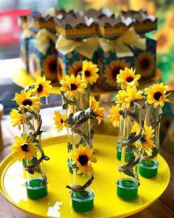 Lembrancinhas Ecológicas: Kits de Plantio de Girassol para Eventos