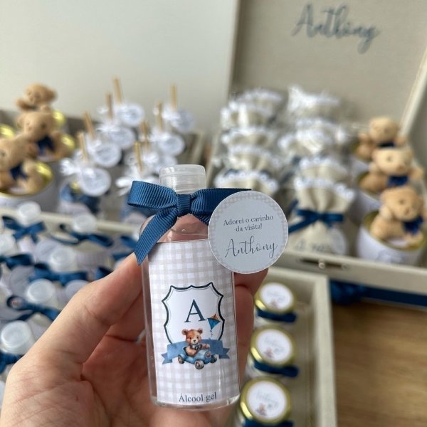 Guia Completo: Como Escolher a Melhor Lembrancinha de Maternidade com Álcool em Gel
