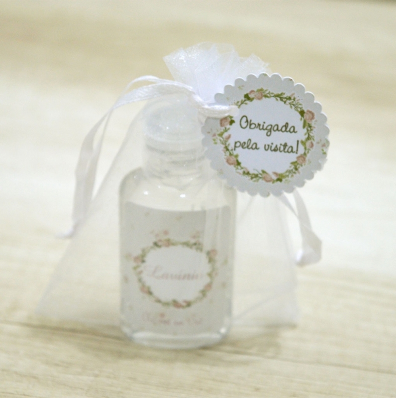 DIY Lembrancinha de Maternidade: Álcool em Gel Personalizado Passo a Passo