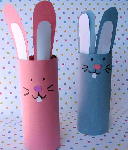 Atividades Educativas: Desenvolvendo a Coordenação Motora com Rolos de Papel