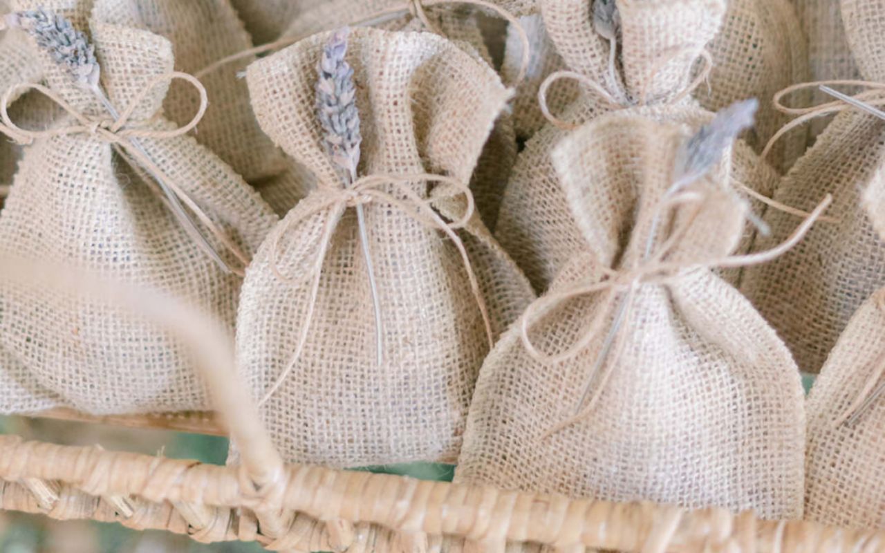 Além do Casamento: Outras Ideias de Decoração com Juta para Festas